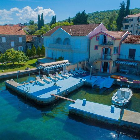 Porto Del Sole Apartments Tivat Ngoại thất bức ảnh