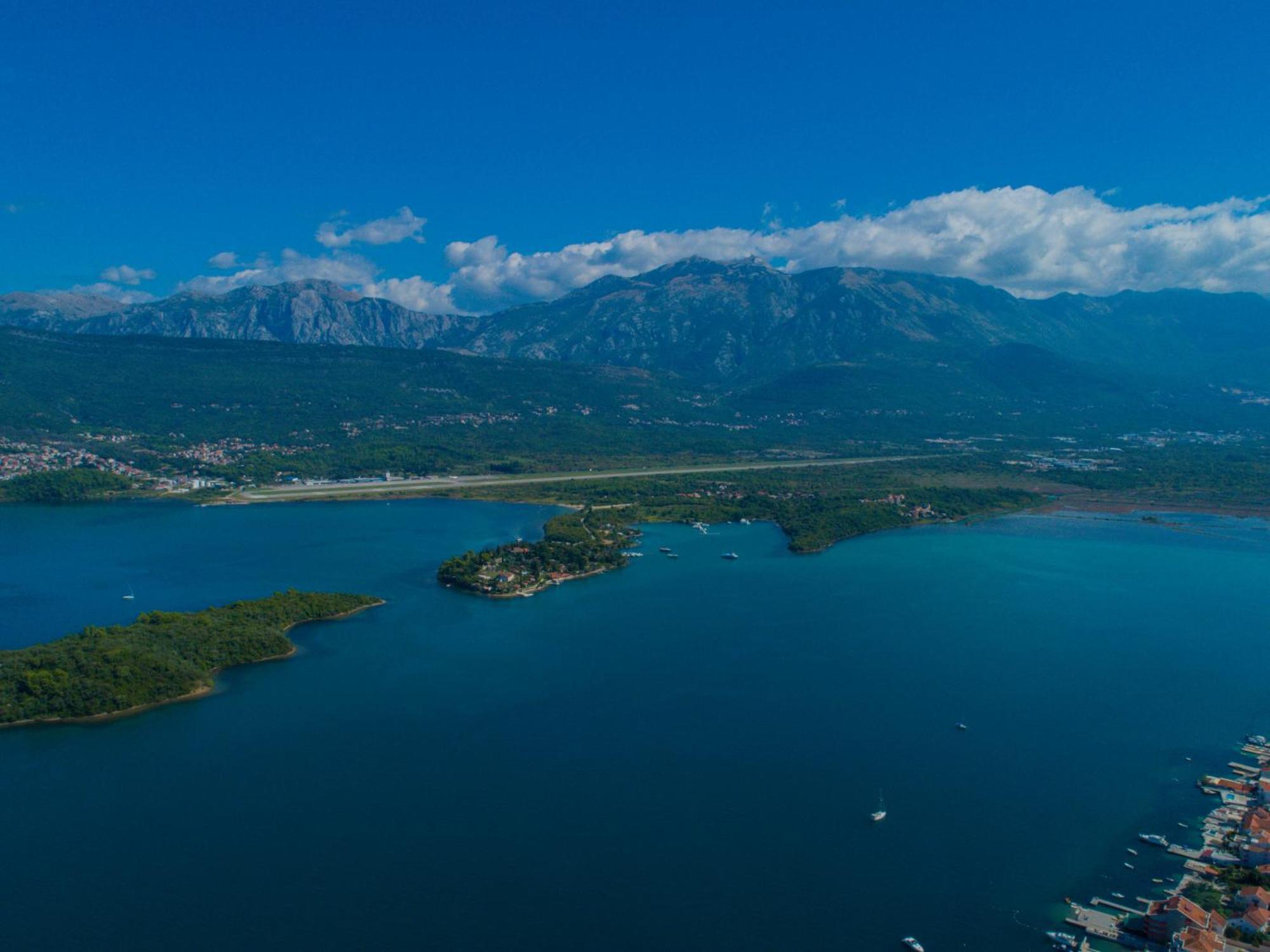 Porto Del Sole Apartments Tivat Ngoại thất bức ảnh